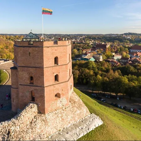 Cozy Appartment In The Heart Of Old Town With Free Parking Vilnius Exterior photo